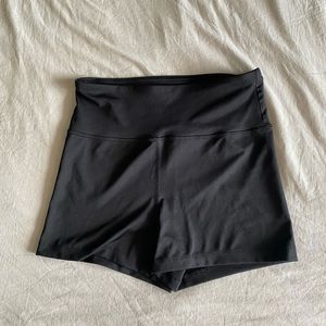 Forever 21 black biker shorts size M